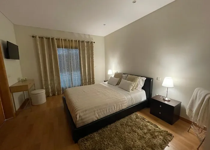 Casa Do Pereiro * 비에이라도미노